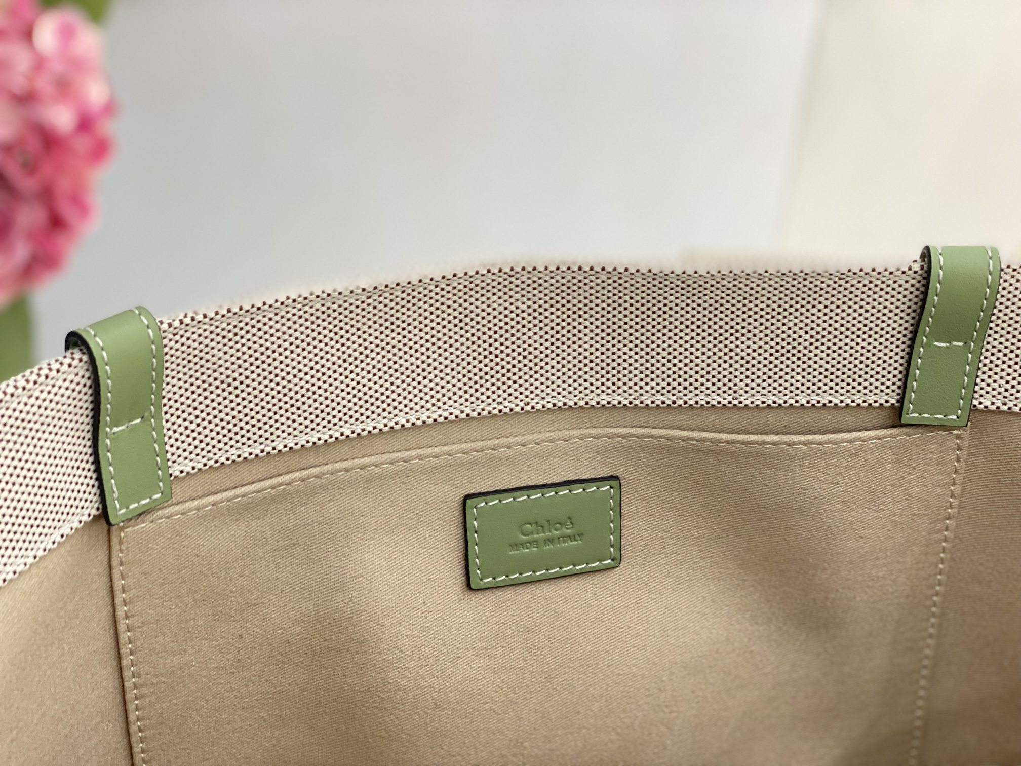 Chloe Large Woody Tote Bag In Linen 